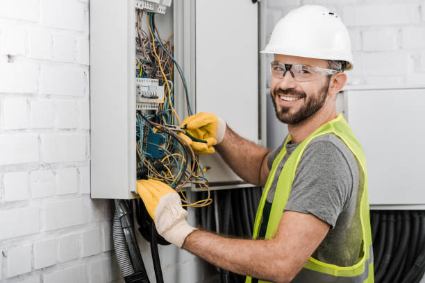 Best Affordable Emergency Electrician  in Wlowbrook, IL