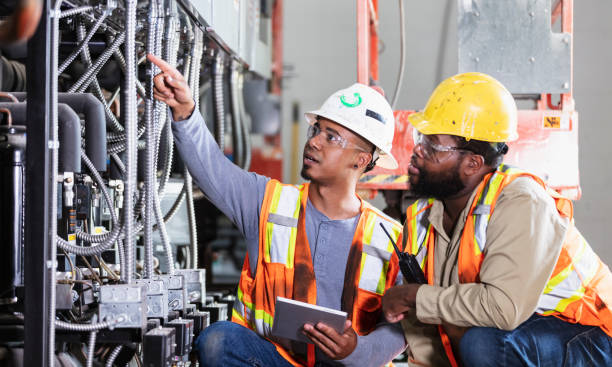 Best 24-Hour Electrician  in Wlowbrook, IL